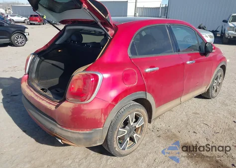 2016 Fiat 500X Easy z USA, uszkodzony, nr VIN ZFBCFXBT3GP379334